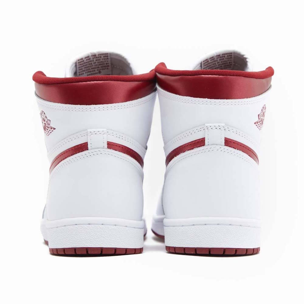 Air Jordan 1 Retro High '85 OG 'Metallic Burgundy'
