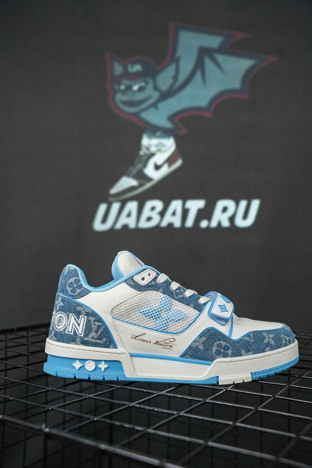 Louis Vuitton Trainer Low 'Light Blue Monogram Denim'