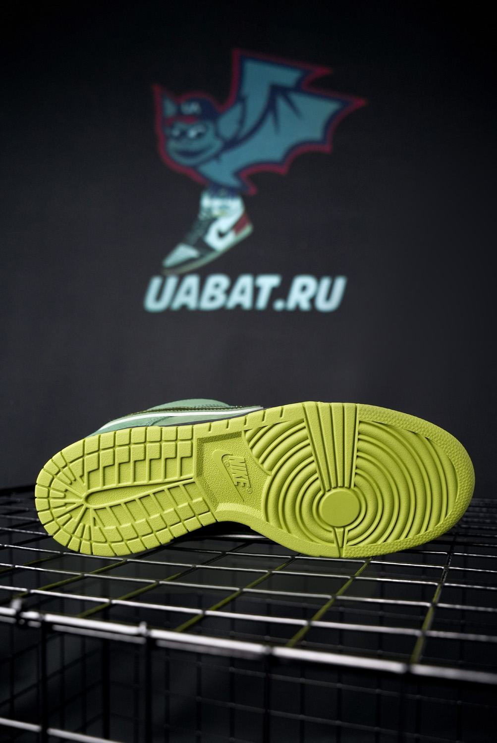 CONCEPTS X DUNK LOW SB 'GREEN LOBSTER'