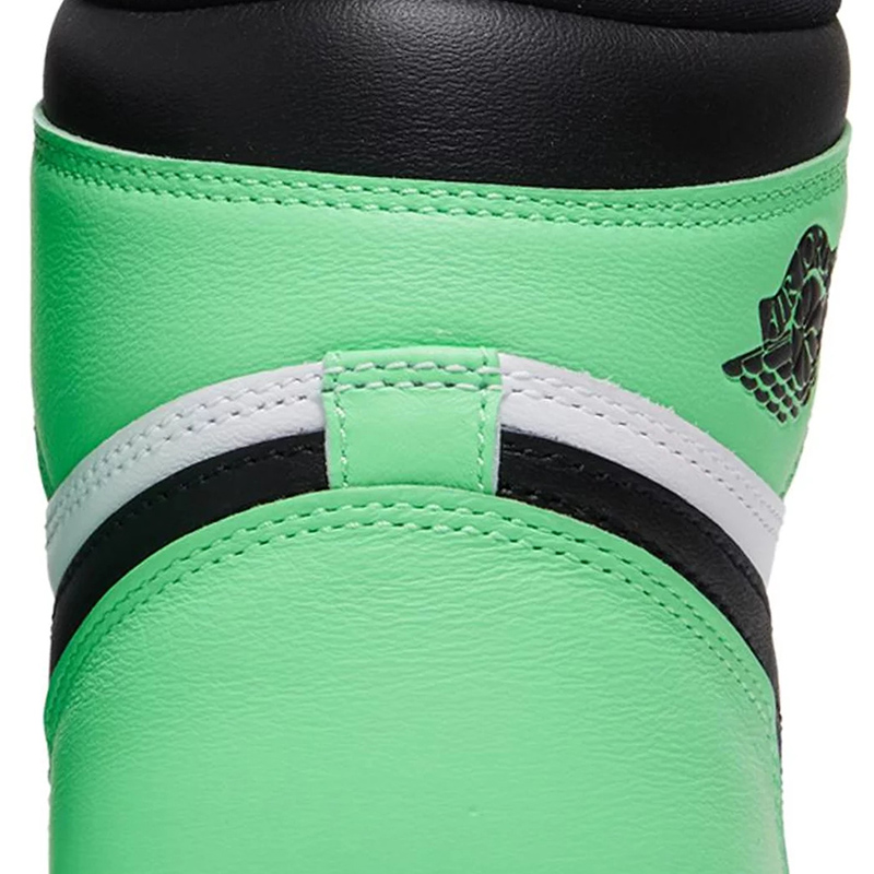 Air Jordan 1 Retro High OG 'Green Glow'