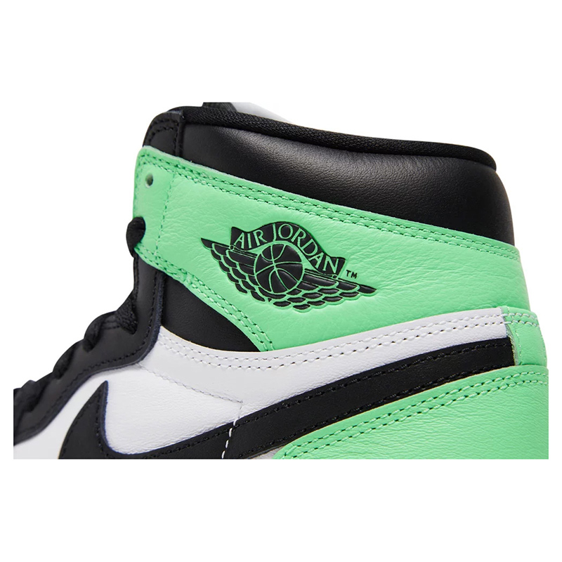 Air Jordan 1 Retro High OG 'Green Glow'