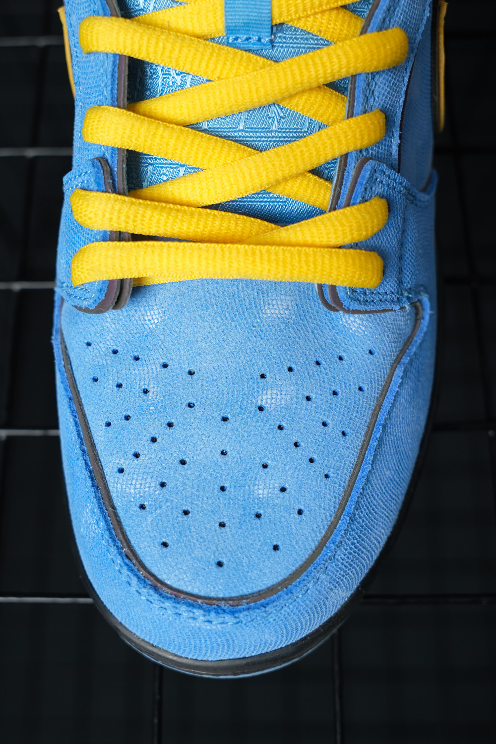 The Powerpuff Girls x Dunk Low Pro SB QS 'Bubbles'