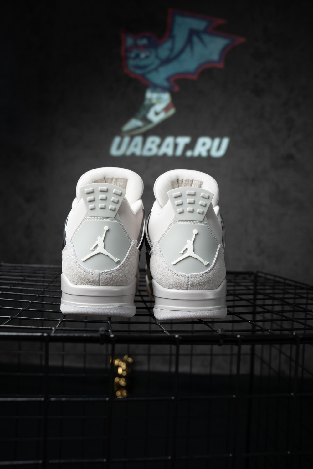 Air Jordan 4 Retro 'Frozen Moments'