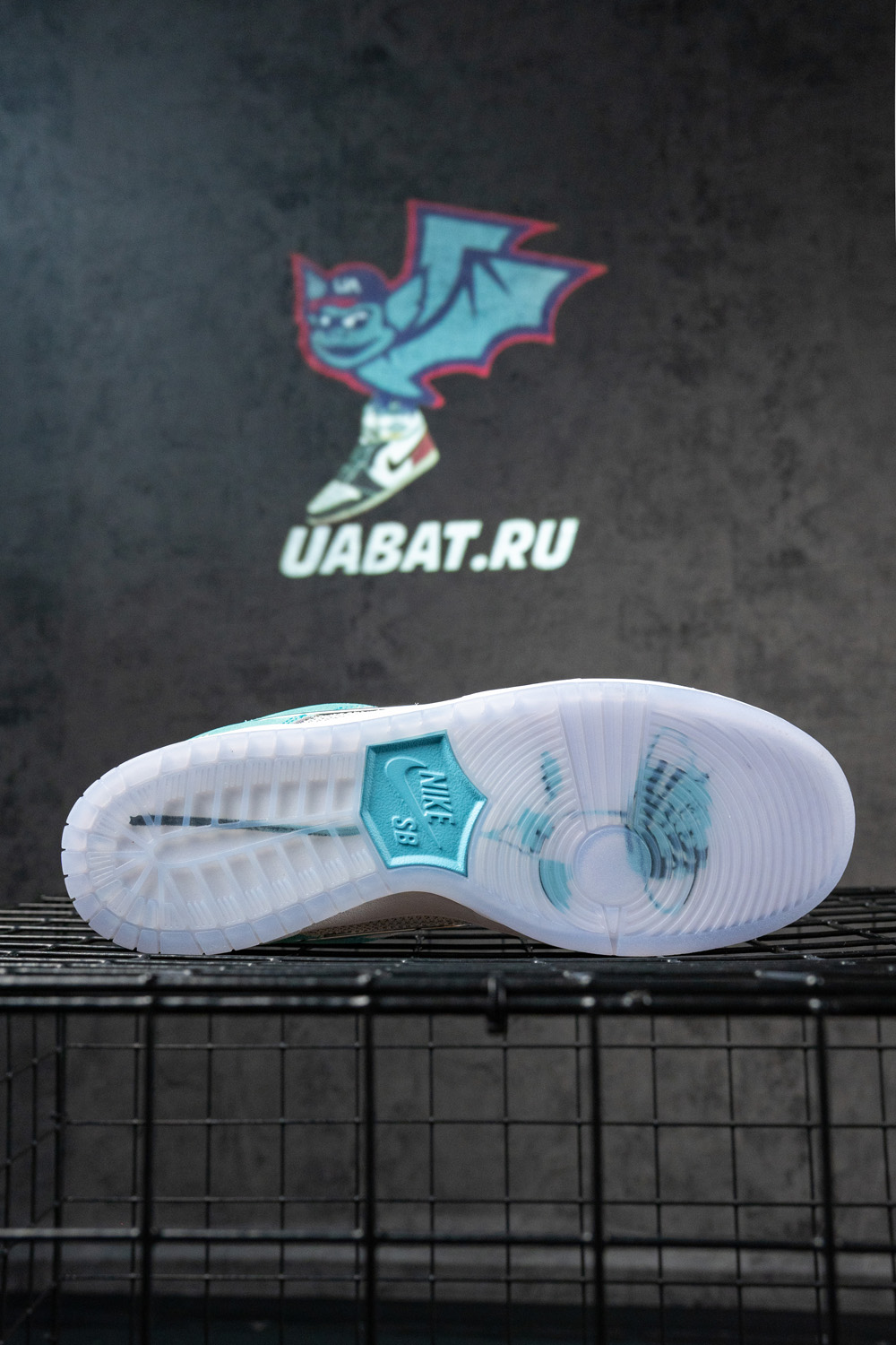 April Skateboards x Dunk Low SB 'Turbo Green'