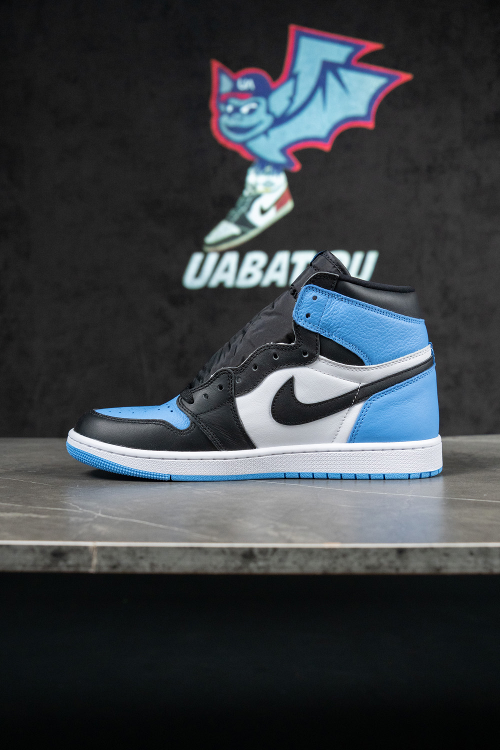 Air Jordan 1 Retro High OG 'UNC Toe'