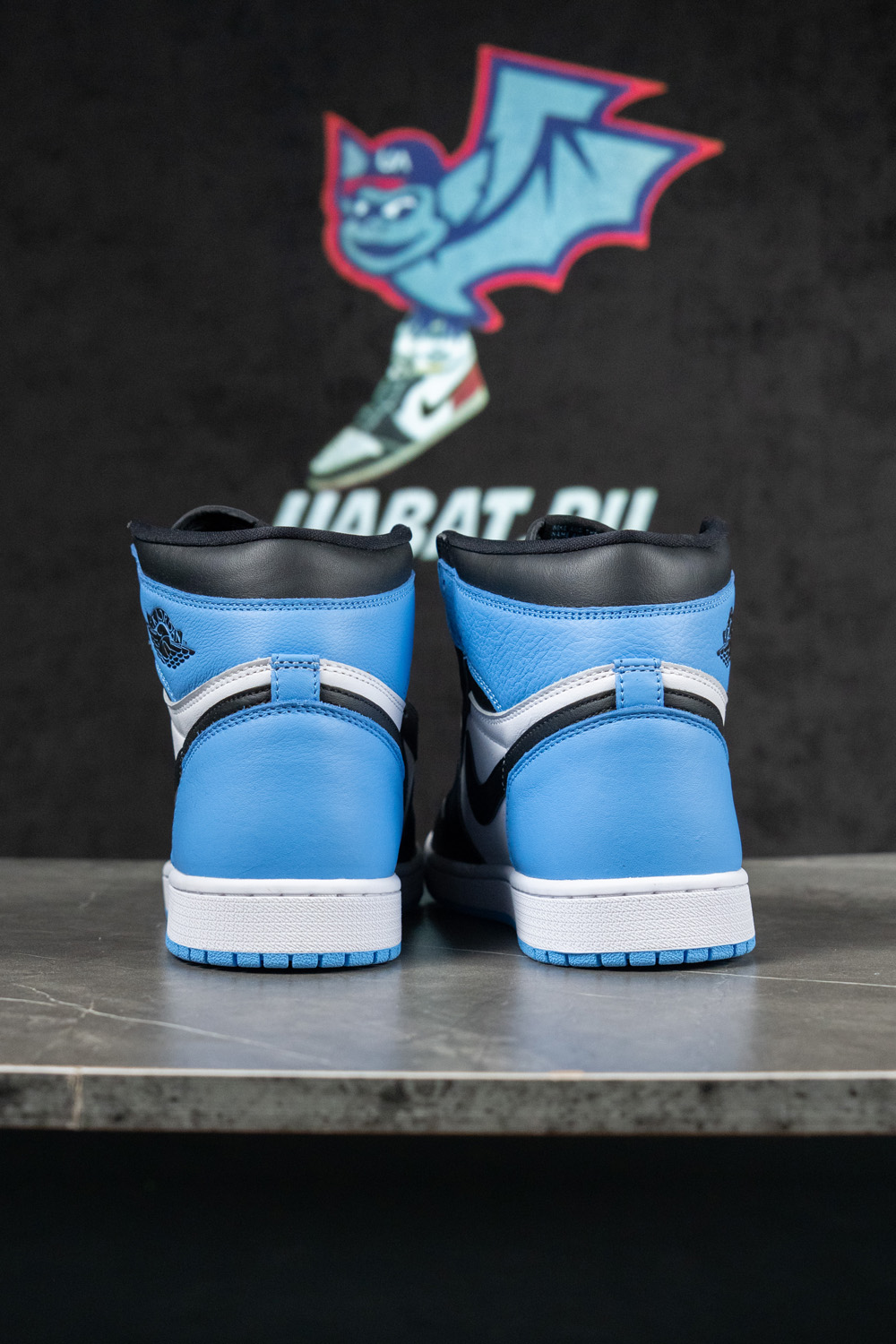 Air Jordan 1 Retro High OG 'UNC Toe'