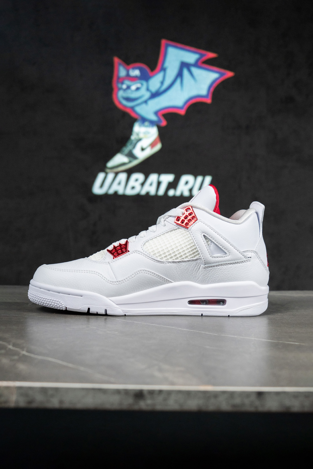 AIR JORDAN 4 RETRO 'RED METALLIC'