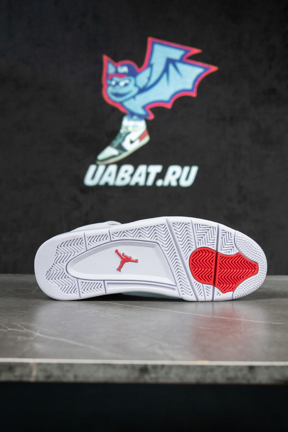 AIR JORDAN 4 RETRO 'RED METALLIC'