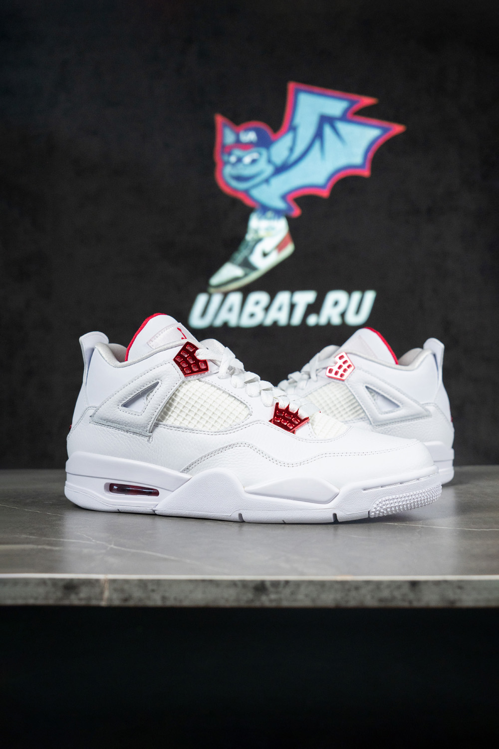 AIR JORDAN 4 RETRO 'RED METALLIC'