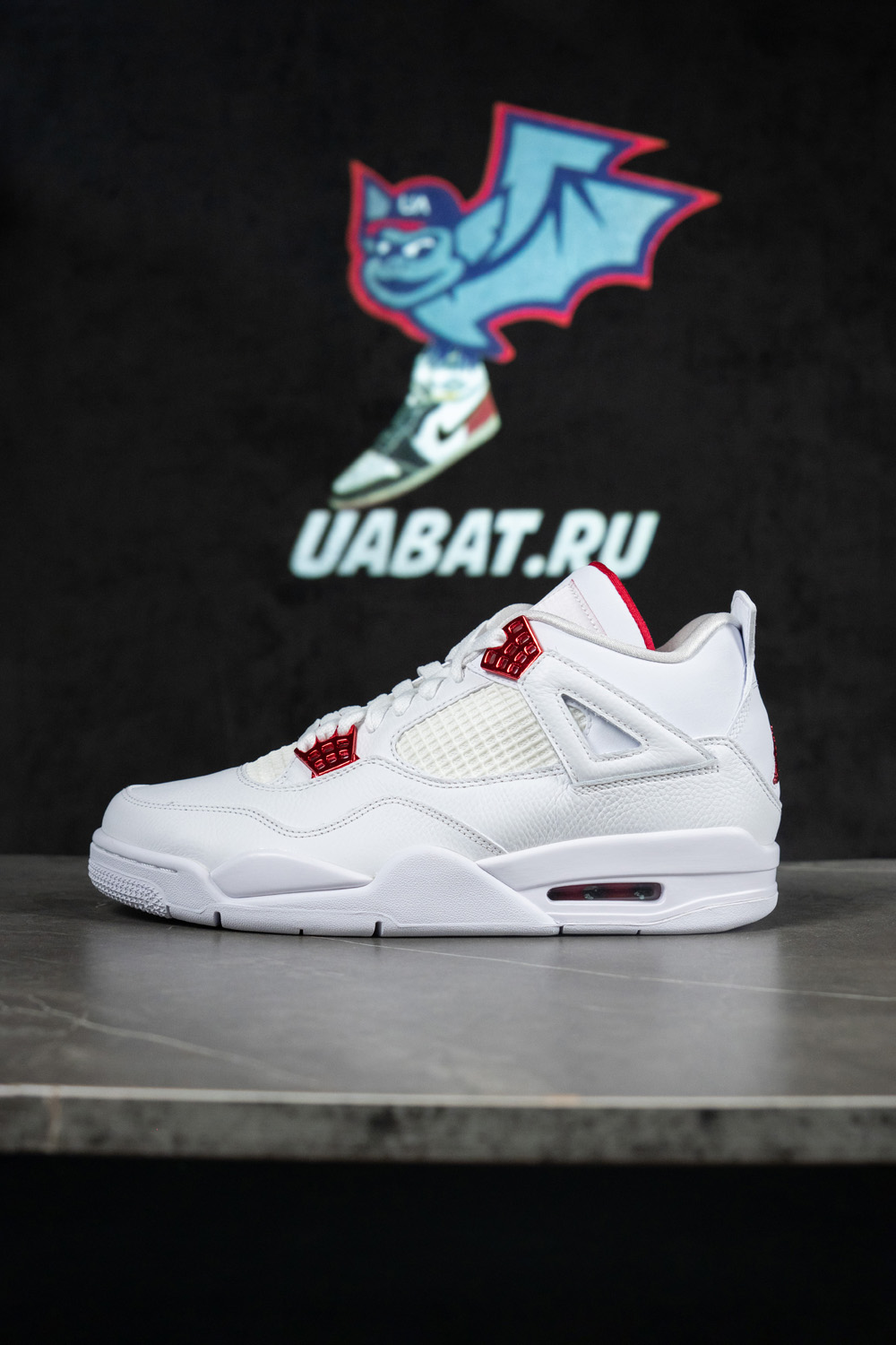 AIR JORDAN 4 RETRO 'RED METALLIC'