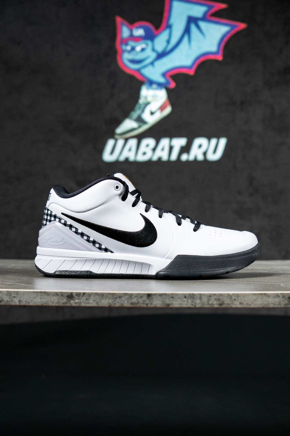 Zoom Kobe 4 Protro 'Mambacita'