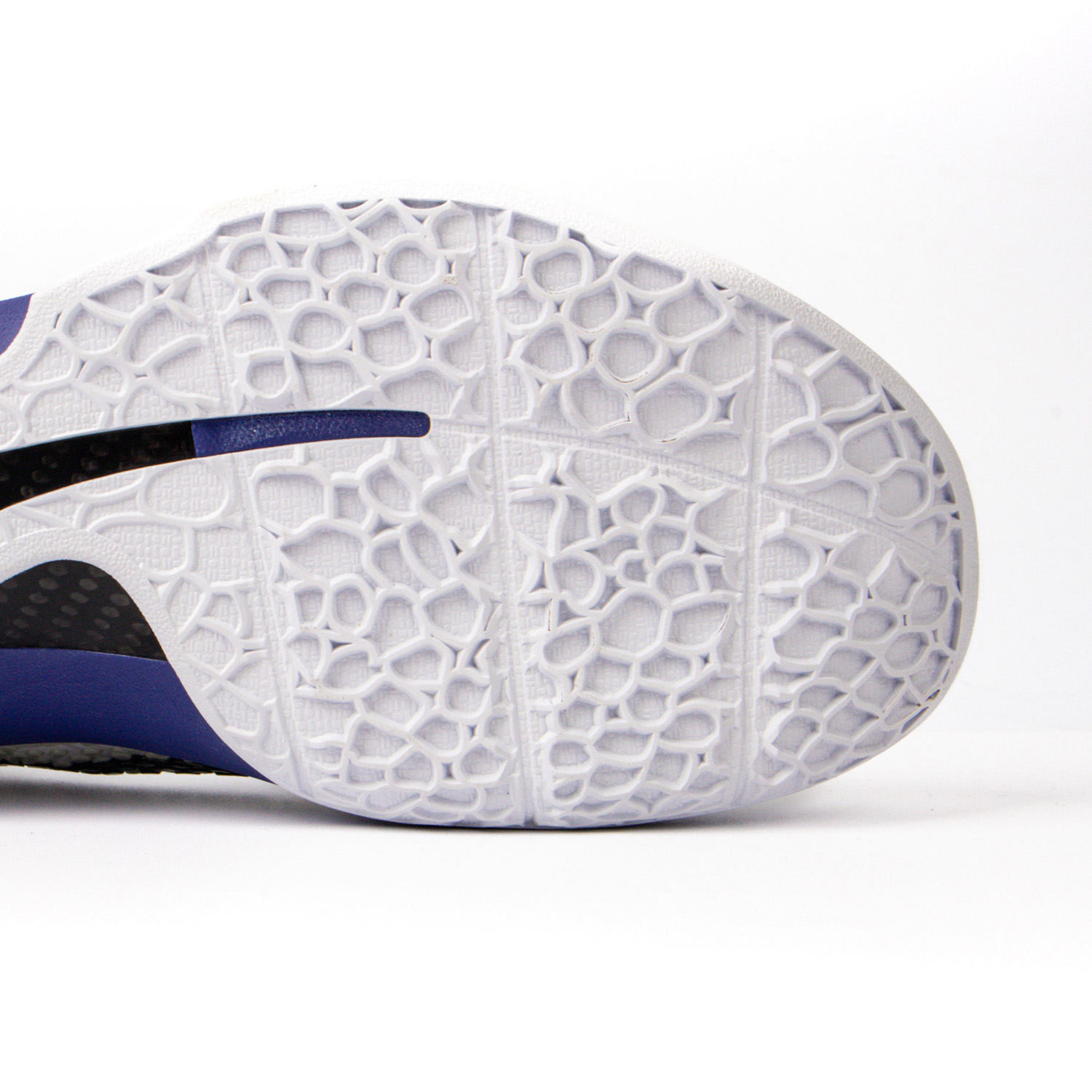 Zoom Kobe 6 'Concord'