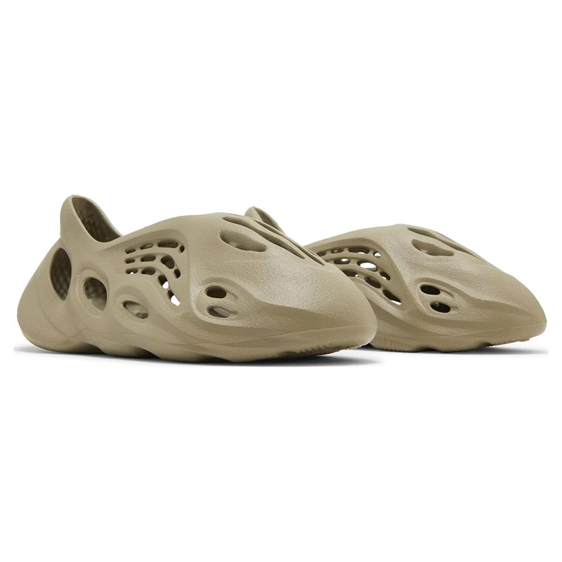 Yeezy Foam Runner 'Stone Salt'