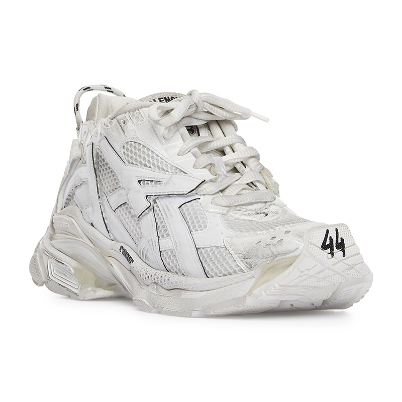 BALENCIAGA MEN'S RUNNER SNEAKER IN WHITE
