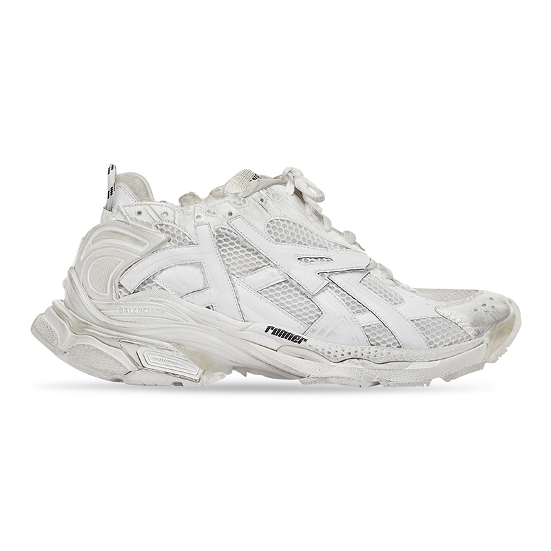 BALENCIAGA MEN'S RUNNER SNEAKER IN WHITE