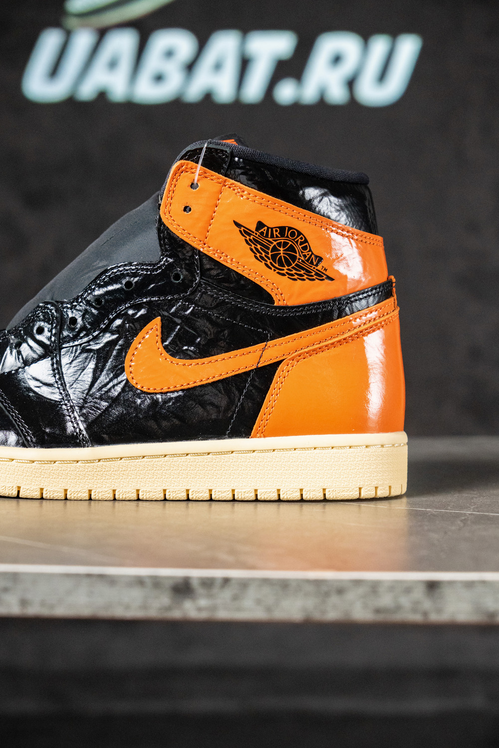 AIR JORDAN 1 RETRO HIGH OG 'SHATTERED BACKBOARD 3.0'