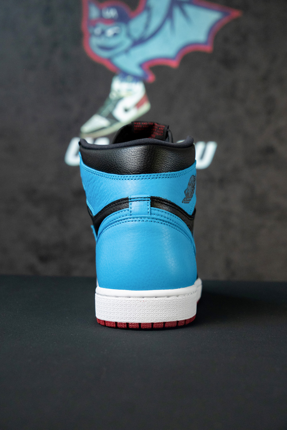 AIR JORDAN 1 HIGH OG 'UNC TO CHICAGO'