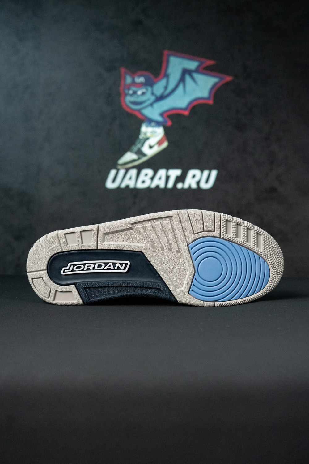 AIR JORDAN 3 RETRO 'UNC'