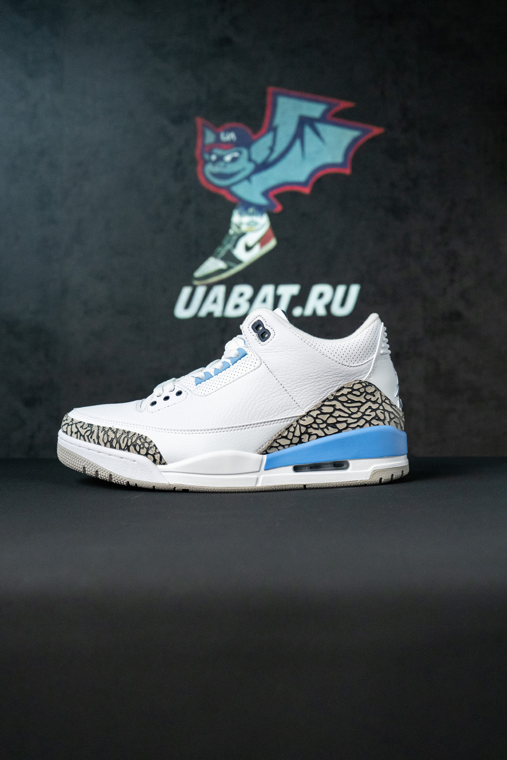 AIR JORDAN 3 RETRO 'UNC'