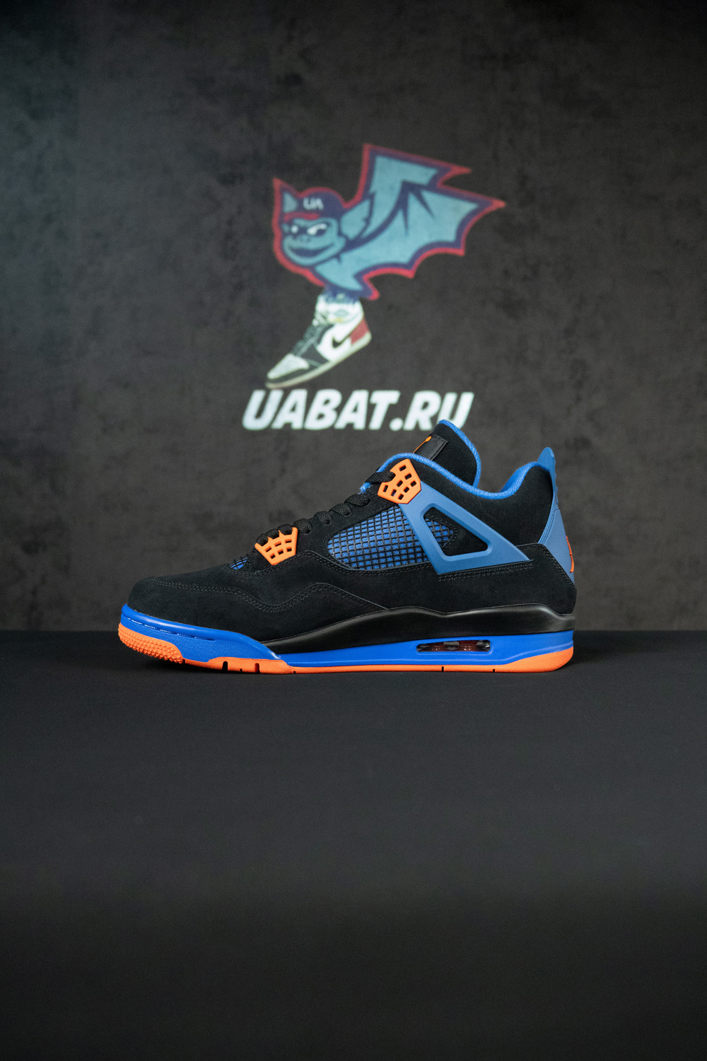 Air Jordan 4 Retro 'Cavs'