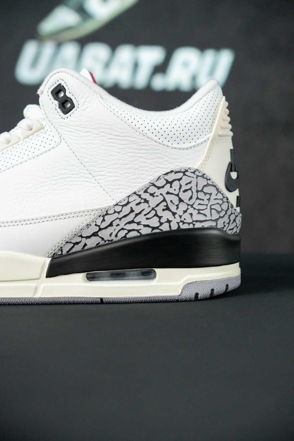 AIR JORDAN 3 RETRO 'WHITE CEMENT REIMAGINED'