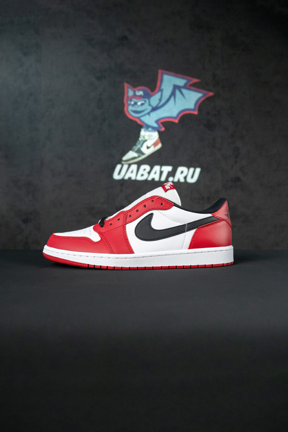 Air Jordan 1 Retro Low OG 'Chicago'