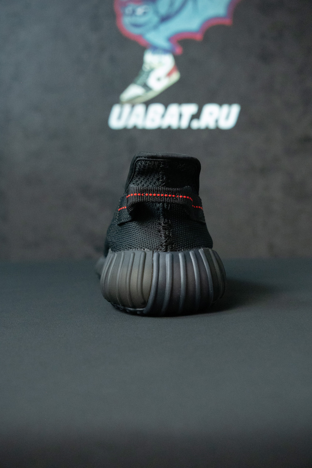 YEEZY BOOST 350 V2 'BRED'
