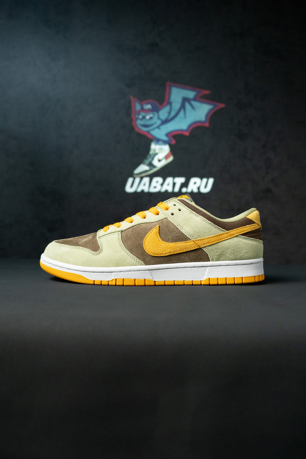 DUNK LOW 'DUSTY OLIVE'