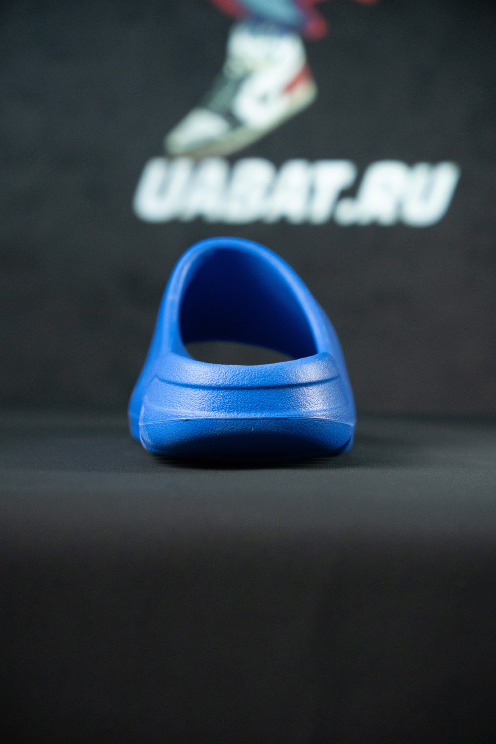 YEEZY SLIDES 'AZURE'
