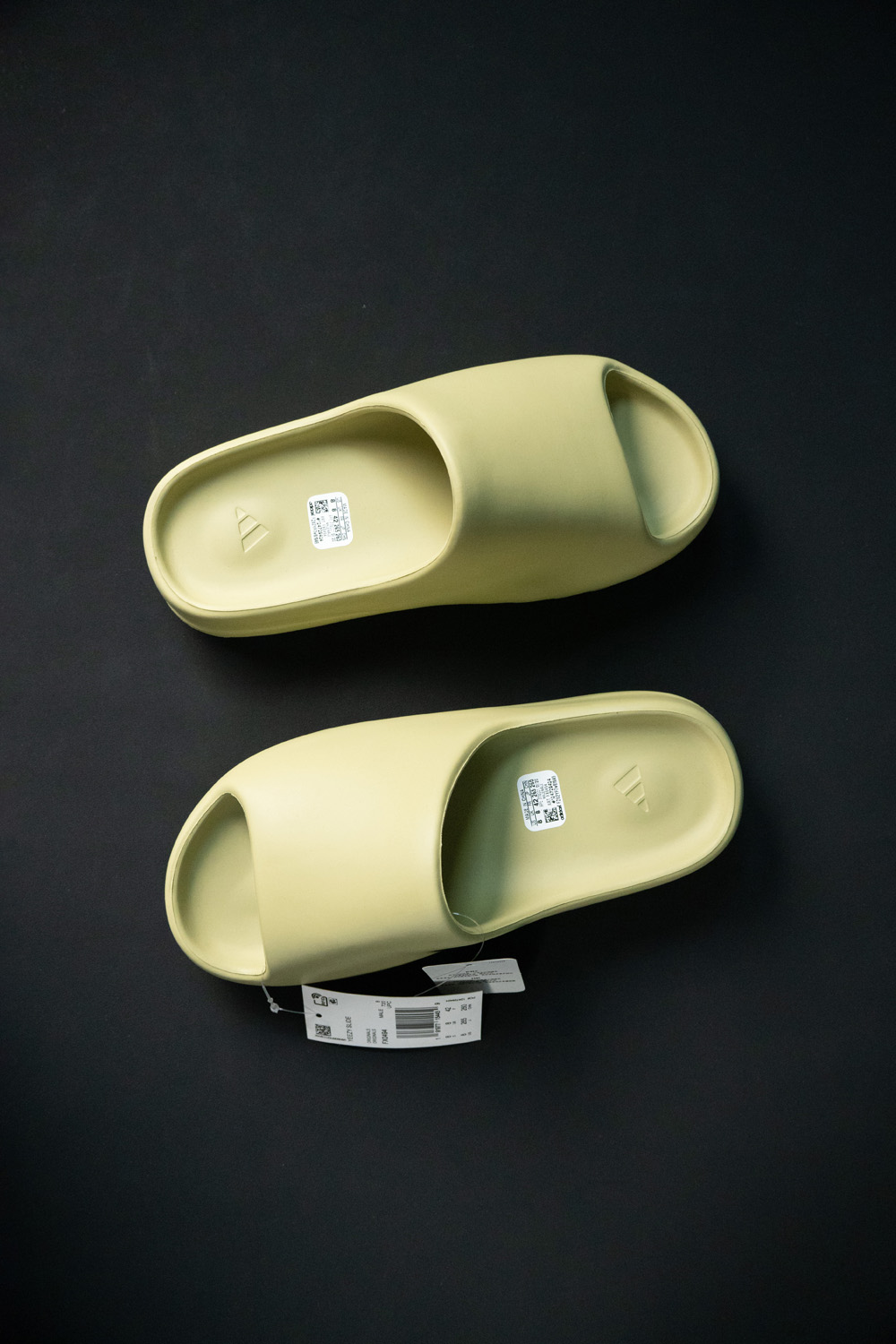 YEEZY SLIDES 'RESIN' 2022