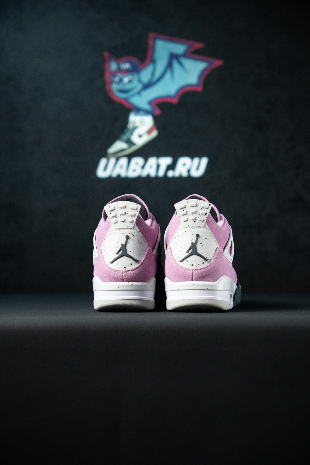 Air Jordan 4 Retro 'Orchid'