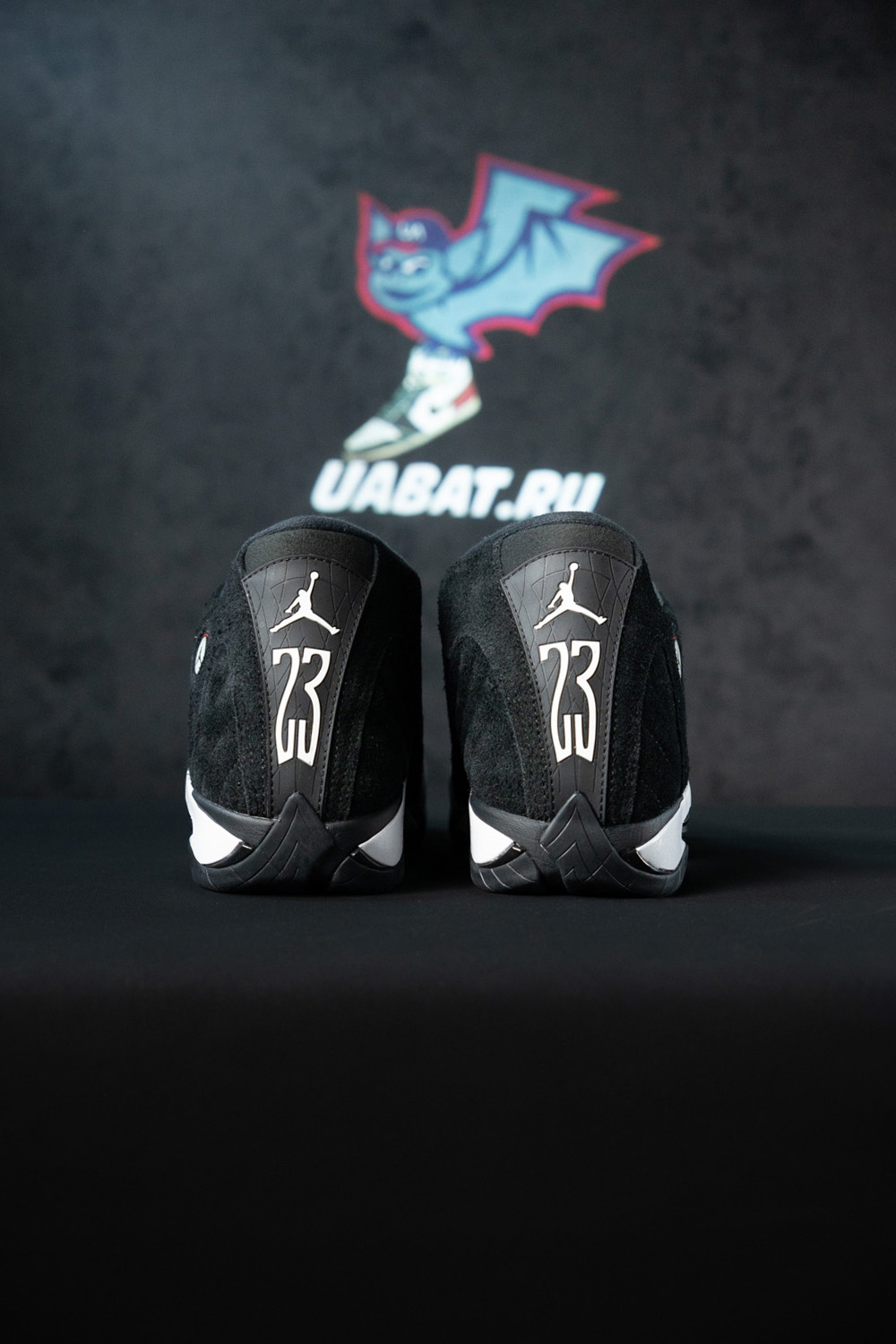 Air Jordan 14 Retro 'Black White'