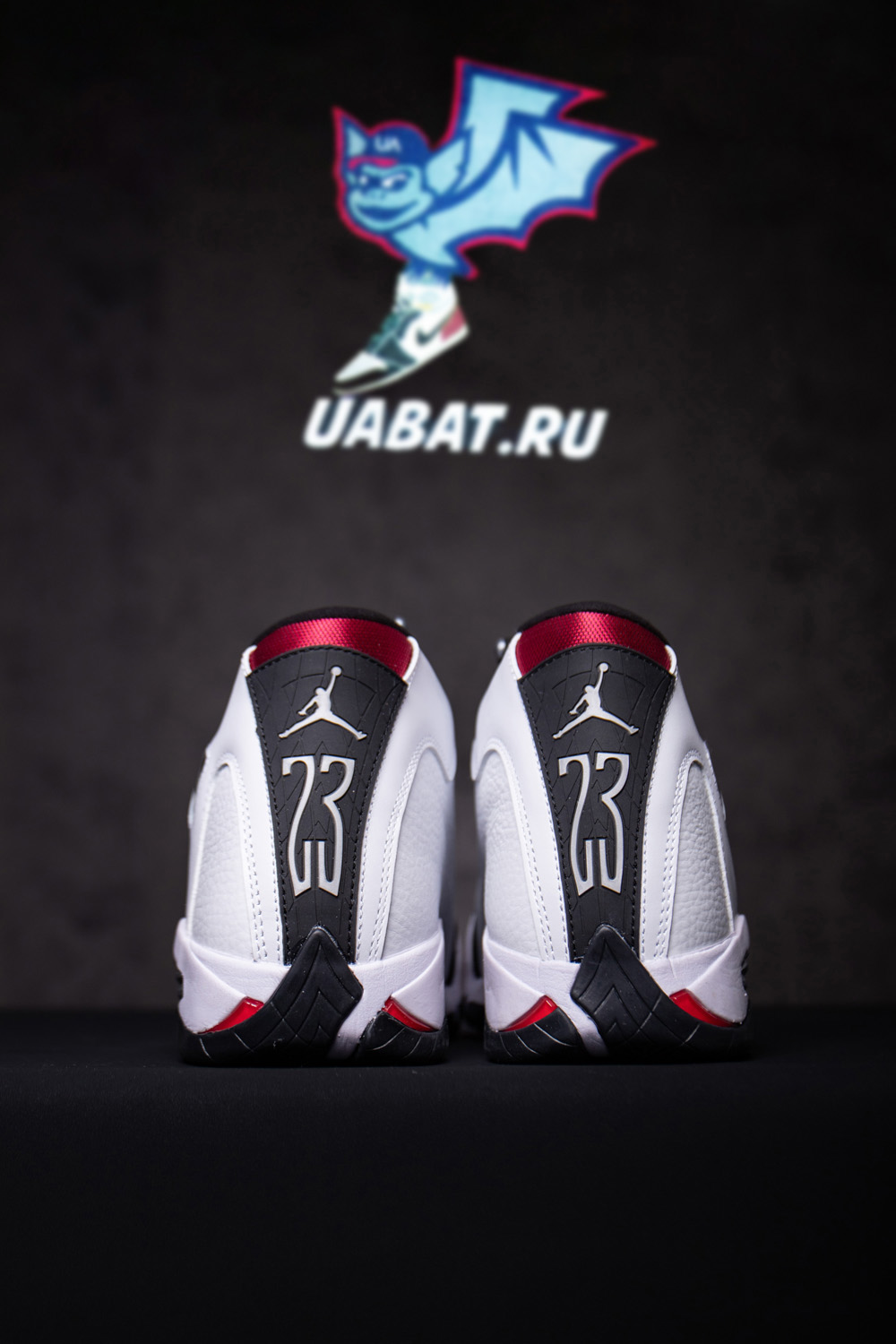 Air Jordan 14 Retro 'Black Toe'