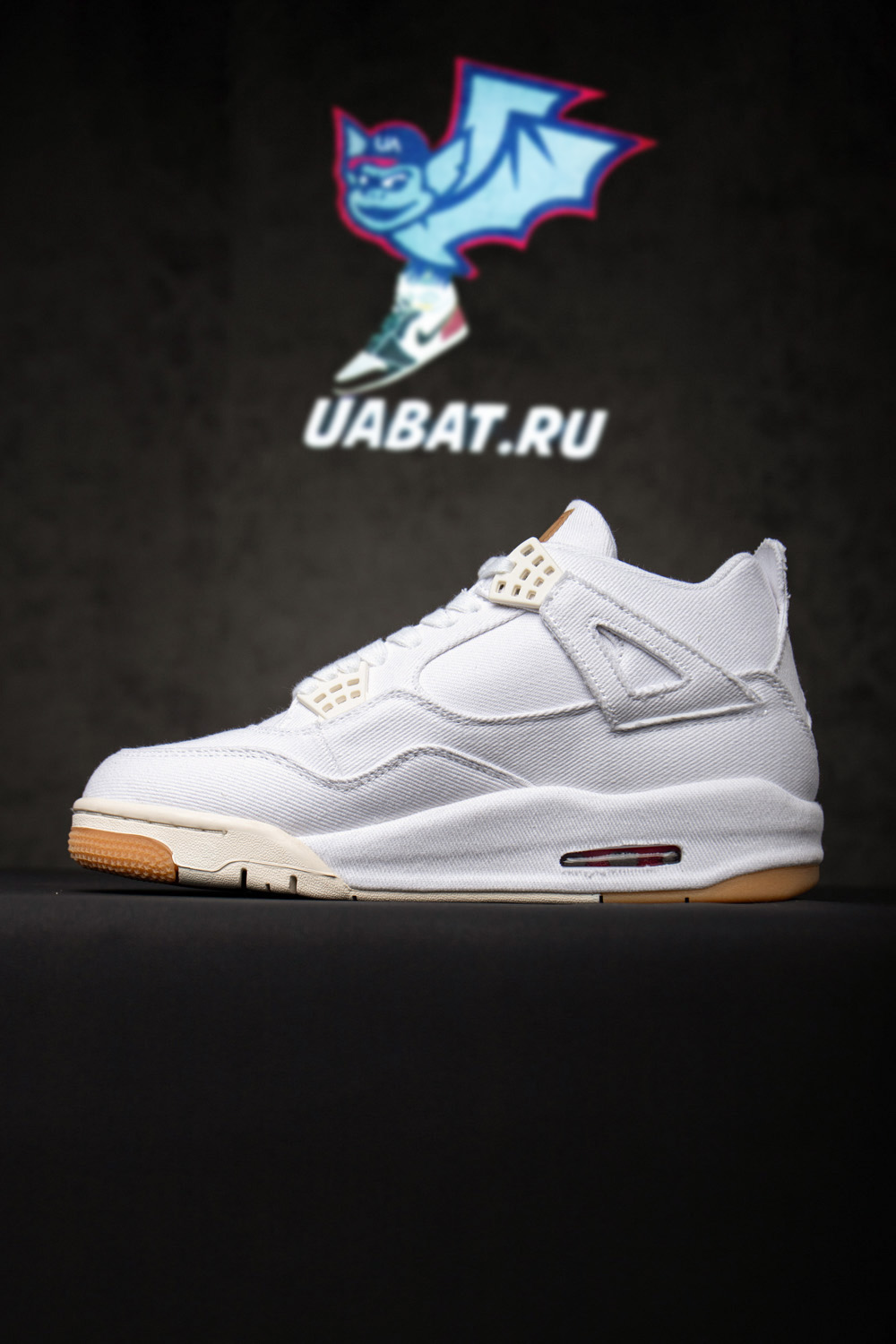 Levi's x Air Jordan 4 Retro 'White Denim'