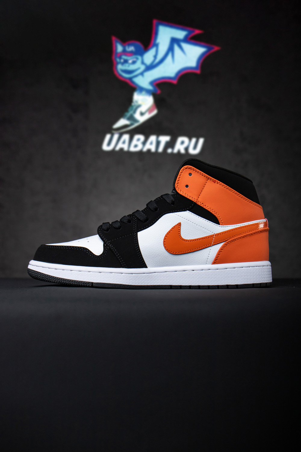 AIR JORDAN 1 MID 'SHATTERED BACKBOARD'