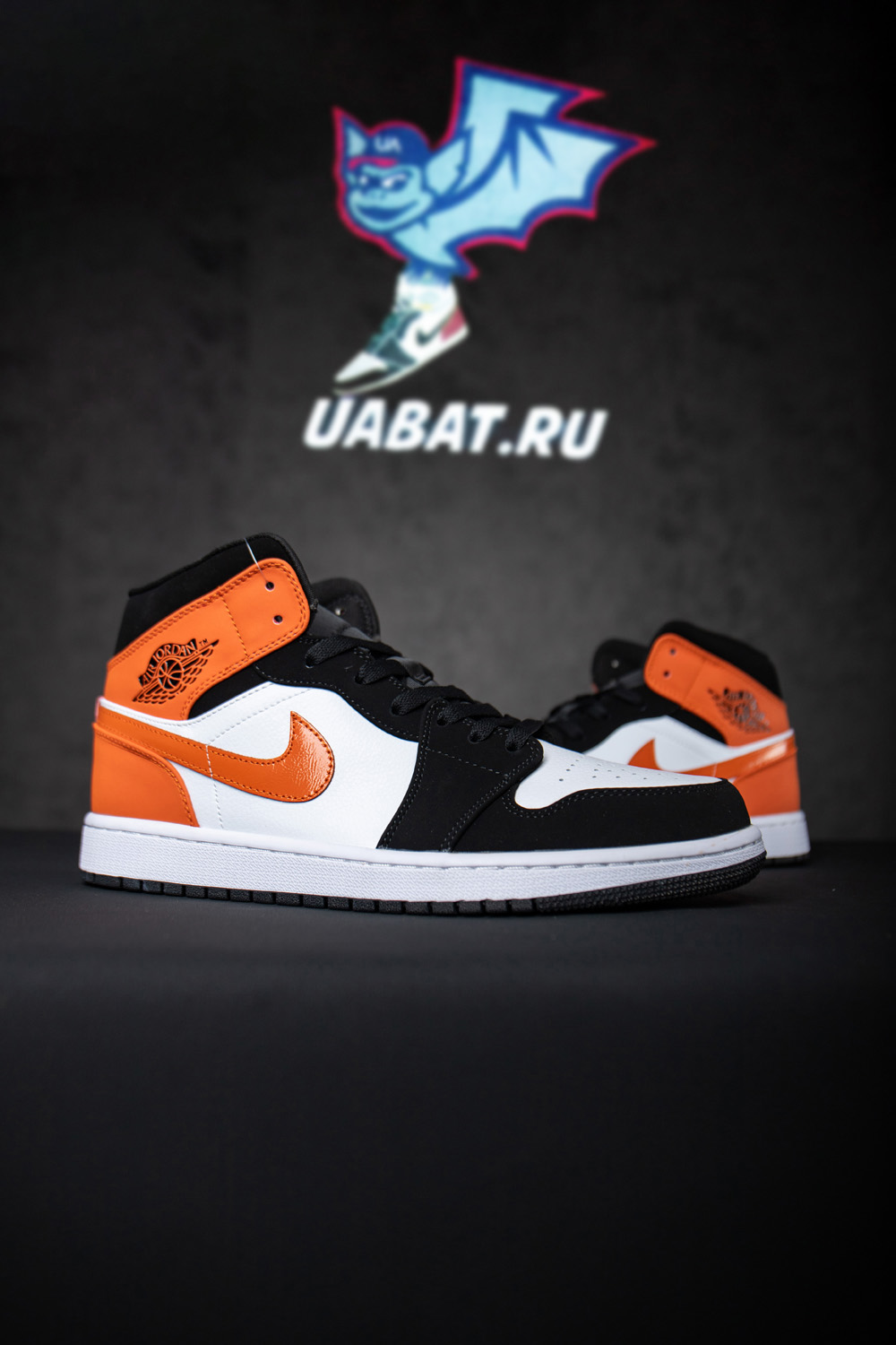 AIR JORDAN 1 MID 'SHATTERED BACKBOARD'