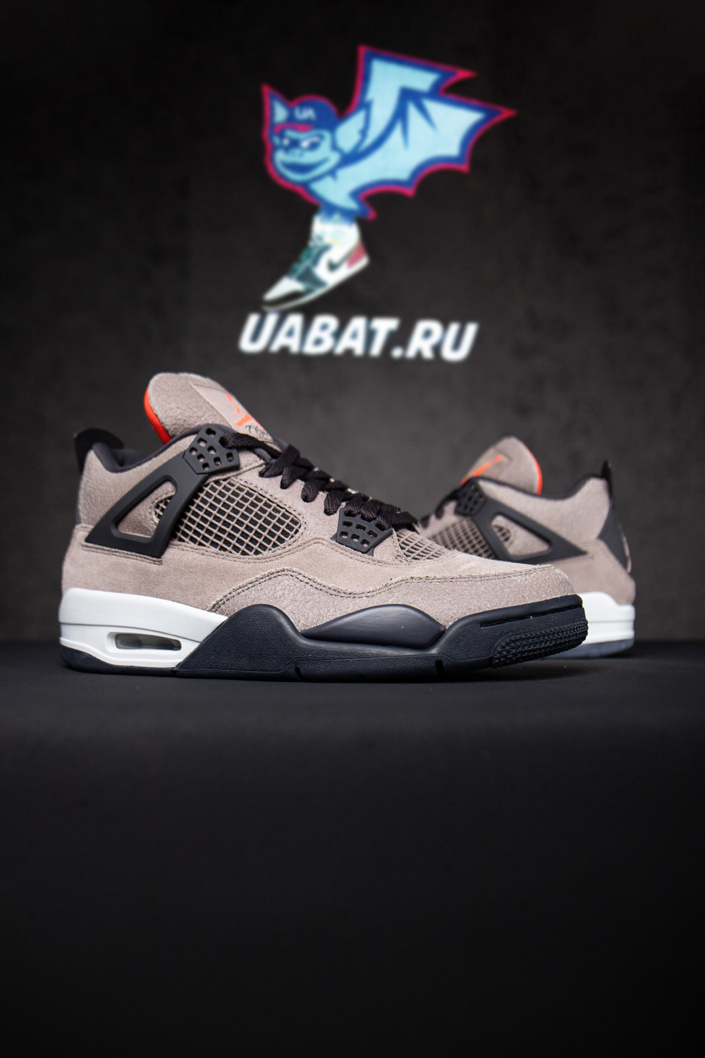 AIR JORDAN 4 RETRO 'TAUPE HAZE'