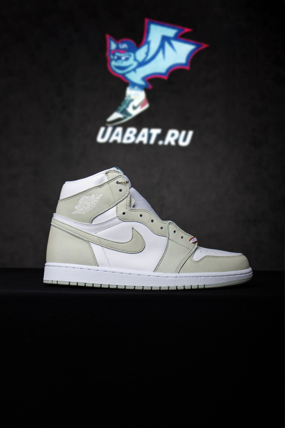 AIR JORDAN 1 RETRO HIGH OG 'SEAFOAM'