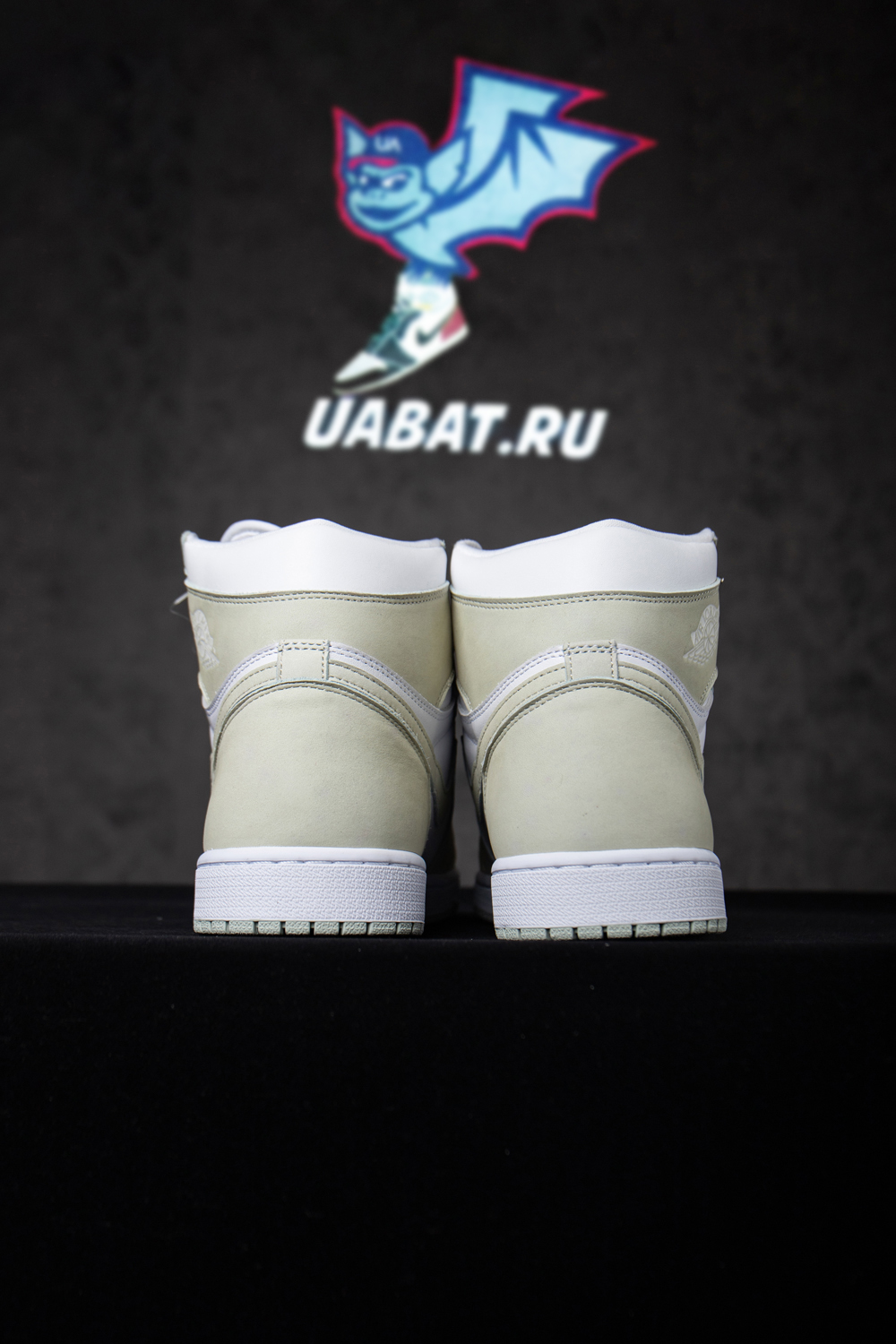 AIR JORDAN 1 RETRO HIGH OG 'SEAFOAM'