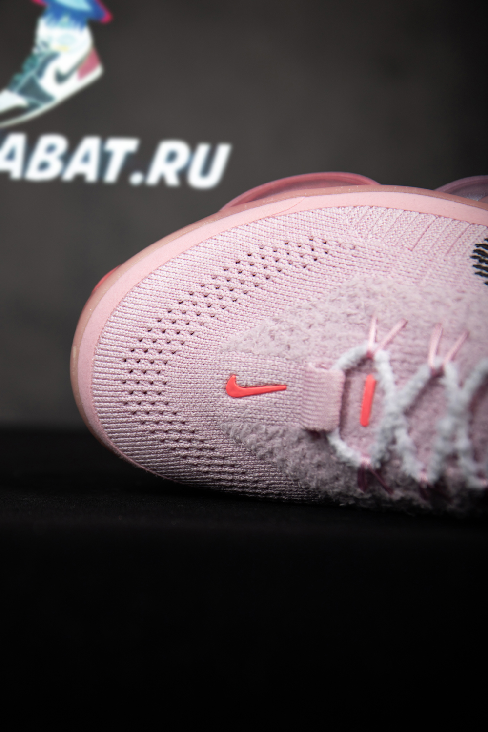 Wmns Air Max Scorpion Flyknit 'Barbie'