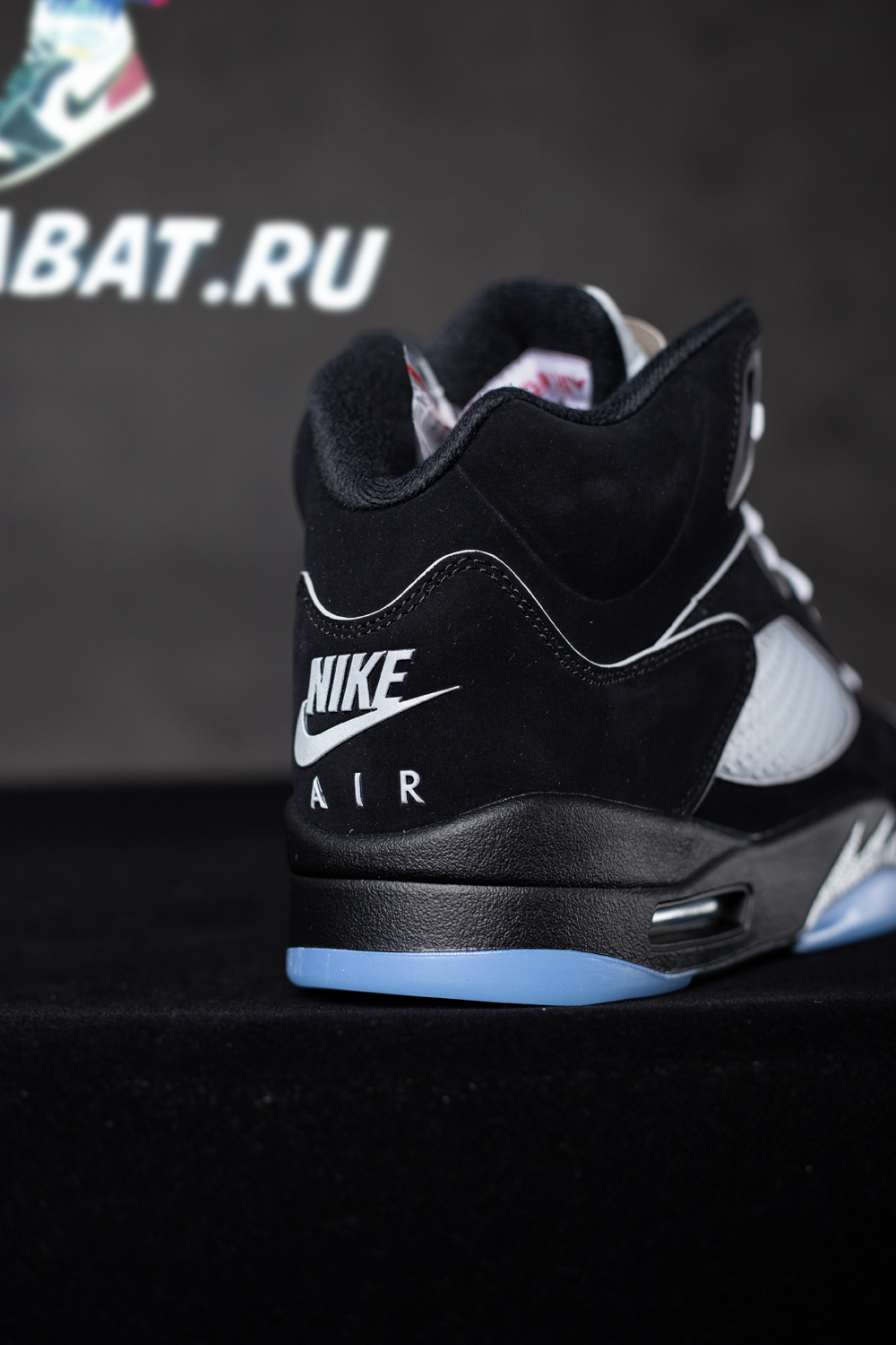 Air Jordan 5 Retro OG 'Metallic Reimagined'2025