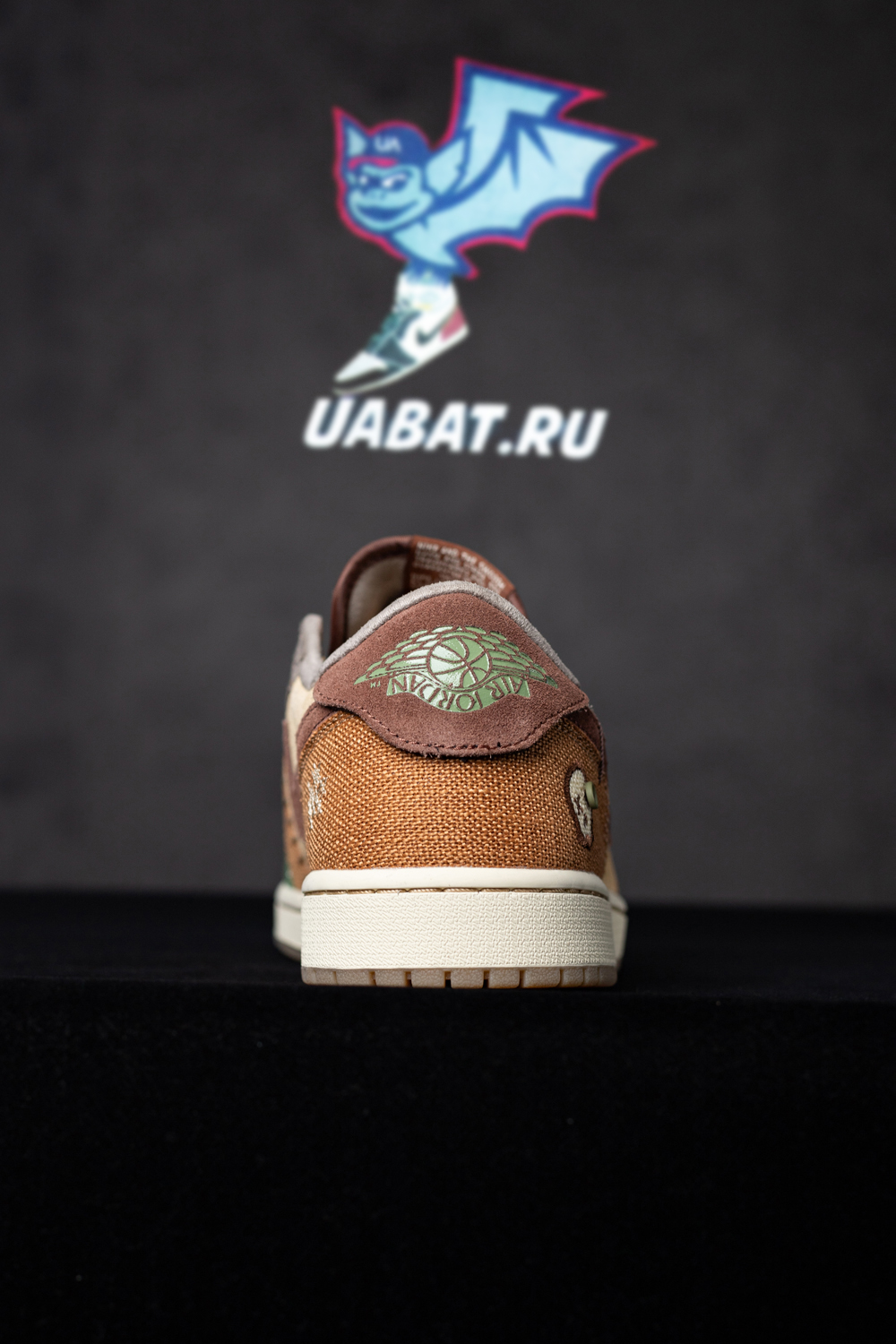 ZION WILLIAMSON X AIR JORDAN 1 RETRO LOW OG 'VOODOO'