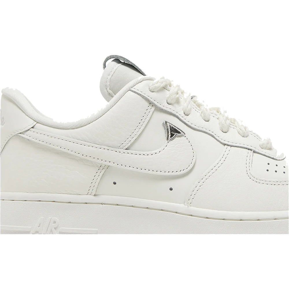Air Force 1 '07 LV8 'Needlework'