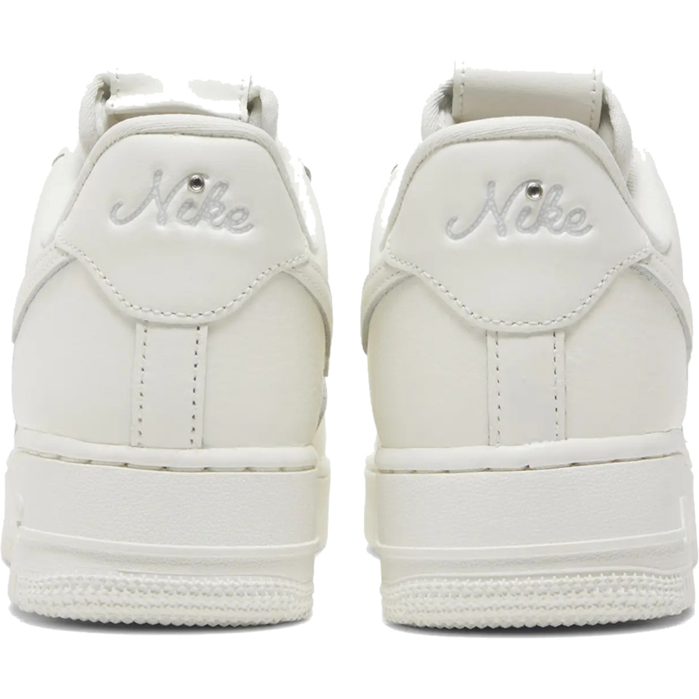 Air Force 1 '07 LV8 'Needlework'
