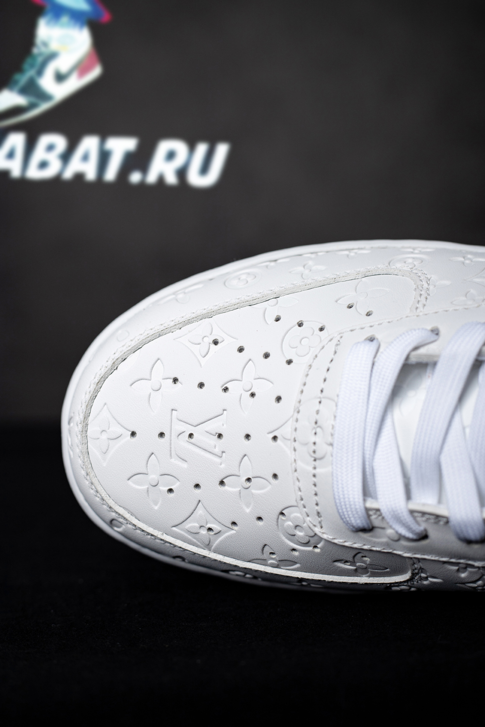 Louis Vuitton x Air Force 1 Low 'Triple White'