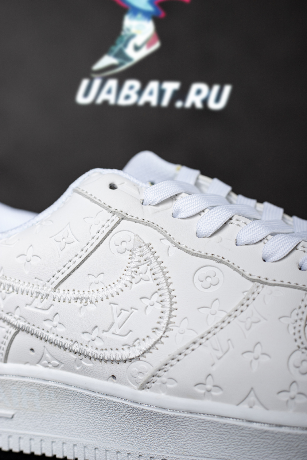 Louis Vuitton x Air Force 1 Low 'Triple White'