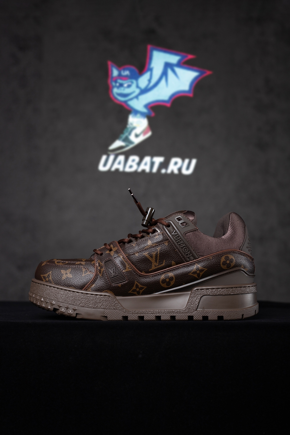 Louis Vuitton Trainer Maxi Sneaker 1AD7DT