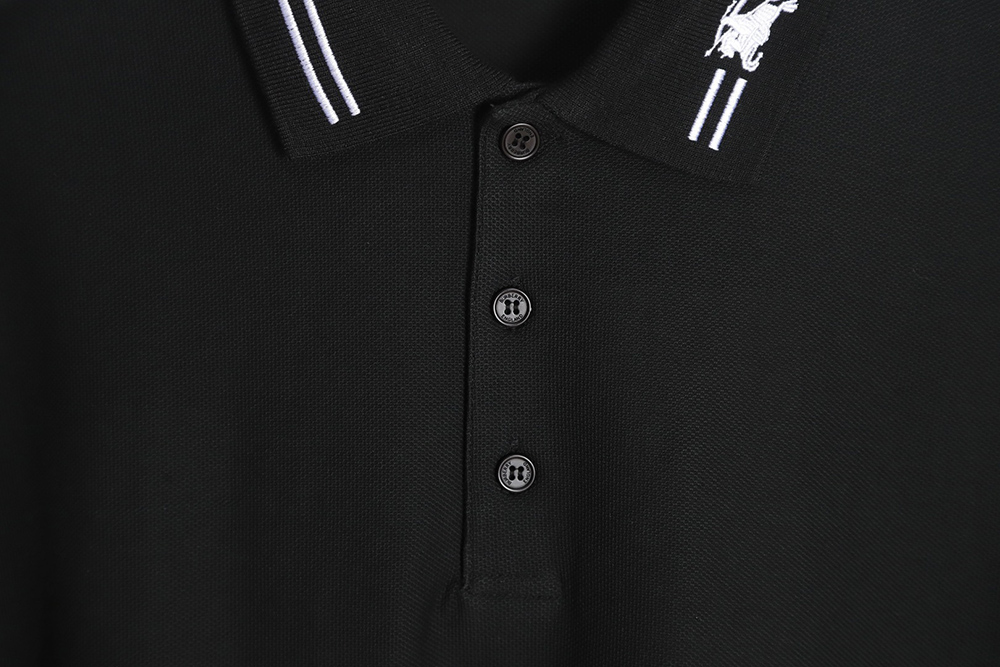 Burberry Collar Warhorse Short Sleeve Polo Shirt TSK1
