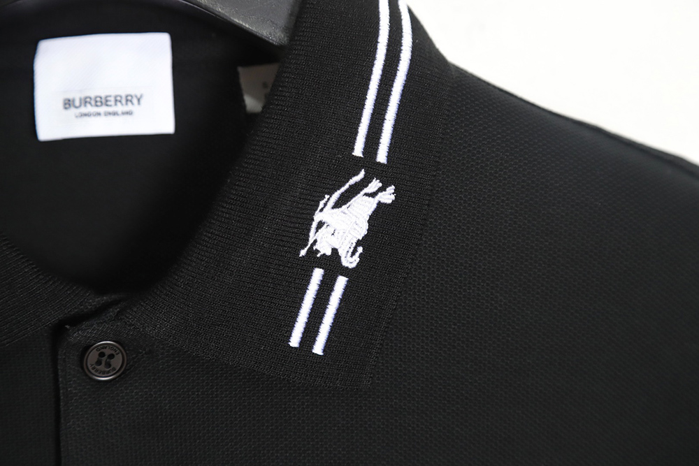 Burberry Collar Warhorse Short Sleeve Polo Shirt TSK1