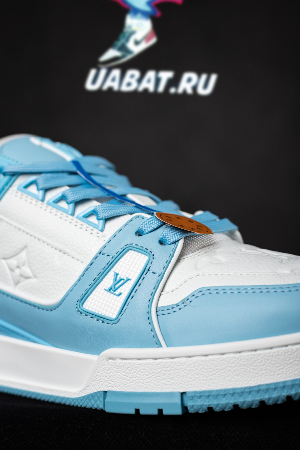 Louis Vuitton Trainer Low White Sky Blue